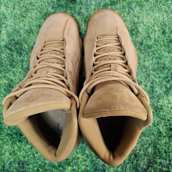 Nike Air Jordan 13 Retro Wheat 2017 Size 8 Men (9.5 Wmn) Fits Women size 9.5, m - Picture 9 of 15